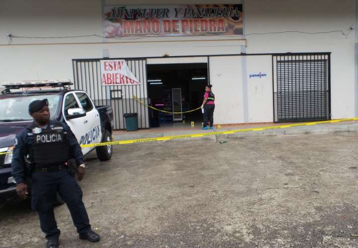 En San Miguelito, un asesinado de 28 puñaladas y a otro lo matan de 5 balazos 