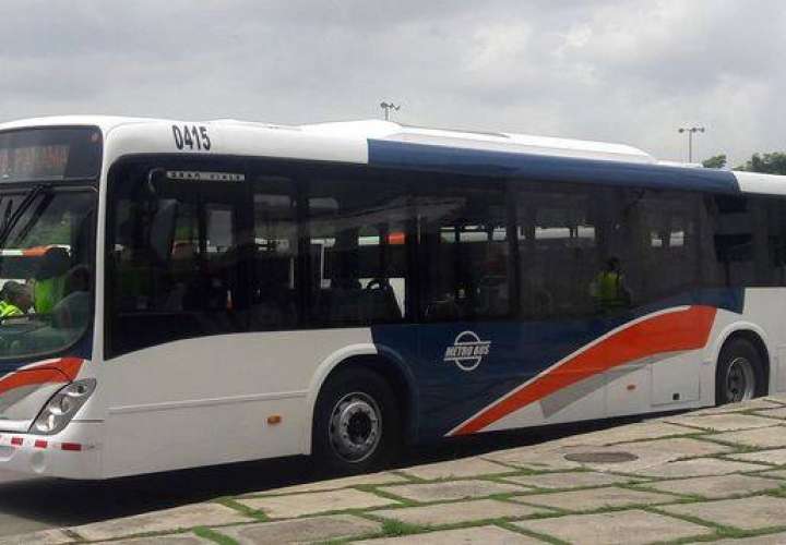 Arranca el metrobús en Colón