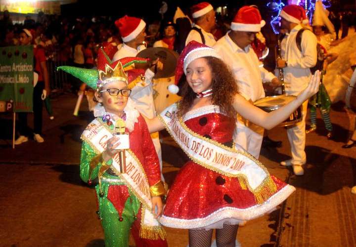 En Barranquilla, dan bienvenida a la Navidad con la Gran Parada de la Luz