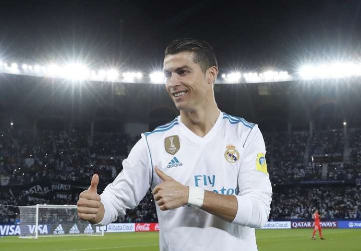 Cristiano Ronaldo celebra la victoria en la final del Mundial de Clubes. Foto: AP