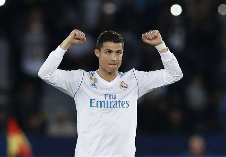 El delantero del Real Madrid celebra su título en el Mundial de Clubes. Foto: AP
