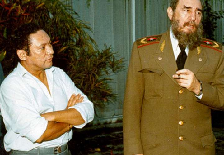 Manuel Antonio Noriega y Fidel Castro.