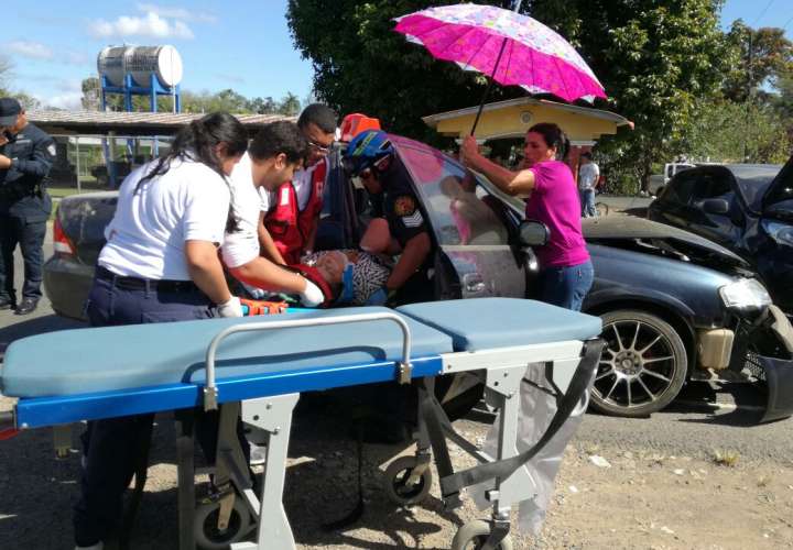 Dos heridos tras colisión en Veraguas