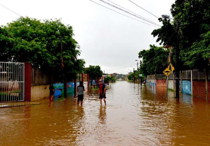 Buena parte de la ciudad quedó inundada. Foto: EFE