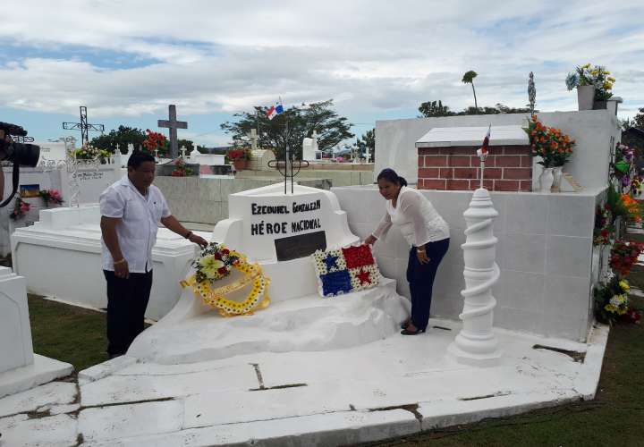 Penonomeños conmemoraron la gesta heroica del 9 de enero. /  Foto: Elena Valdez