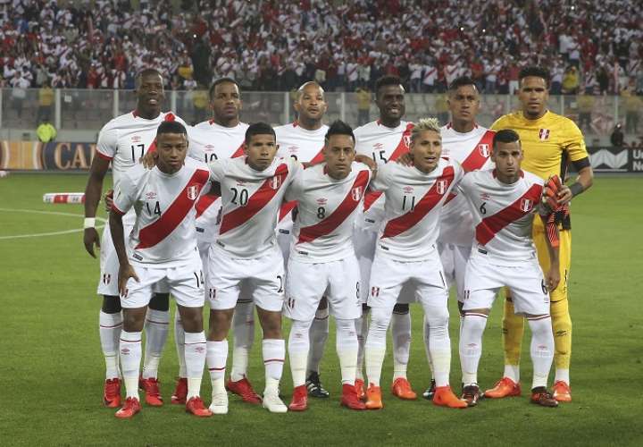 La selección peruana clasificó al Mundial luego de un largo tiempo de ausencia./ EFE
