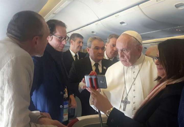El papa Francisco llega a Chile 