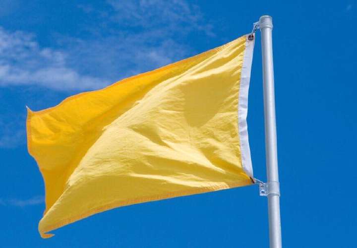 Bandera amarilla para todas las playas del país