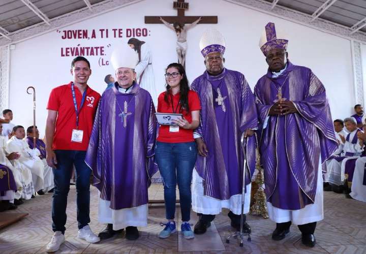 Obispos y jóvenes se inscriben como peregrinos para la JMJ