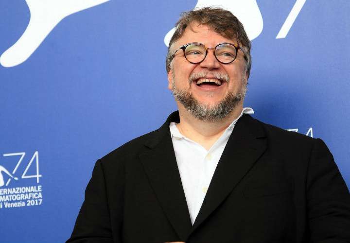Demandan a Guillermo del Toro por 'La forma del agua'