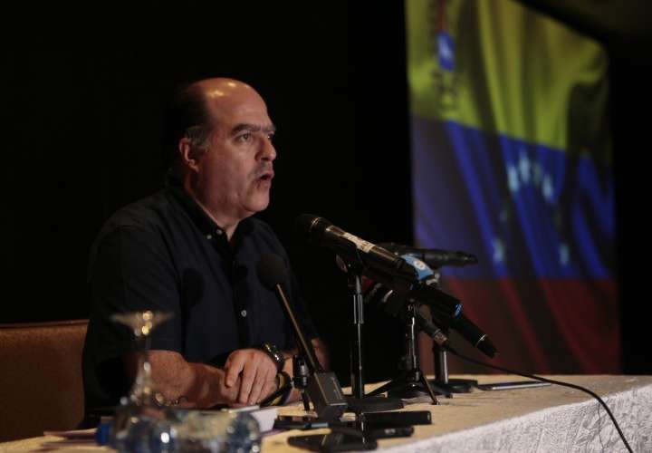 Oposición apuesta a sacar a Maduro por los votos