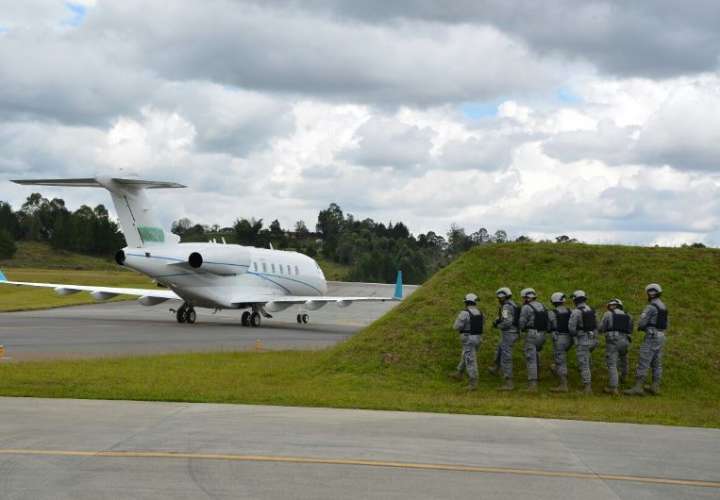 Fuerza Aérea participa en simulacro por amenaza en el aeropuerto internacional José María Córdoba. Foto: Ilustrativa Fuerza aérea colombiana.