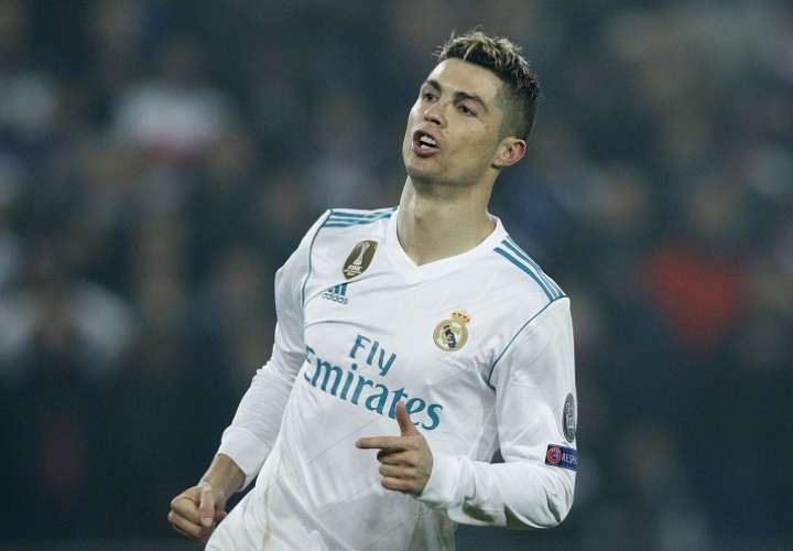 Cristiano Ronaldo celebra su anotación ante el PSG. Foto: EFE