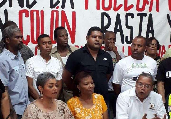 Sector transportista se une a huelga en Colón