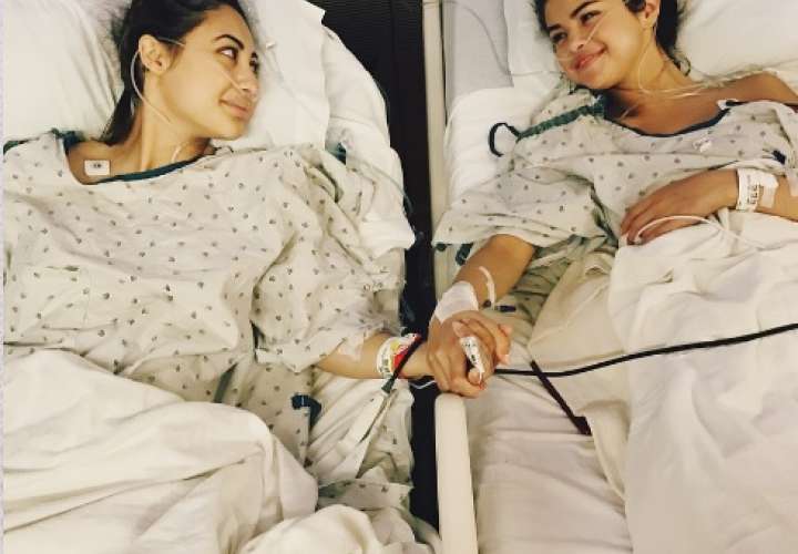 Selena Gómez pudo haber muerto tras cirugía