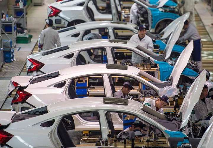 Empresas chinas, bloqueadas en compra de autos 