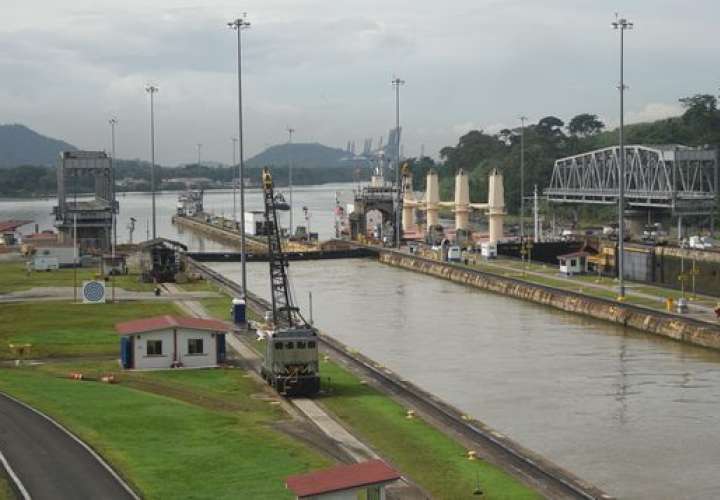 Guerra comercial entre EE.UU y China podría afectar a Canal de Panamá en 2019