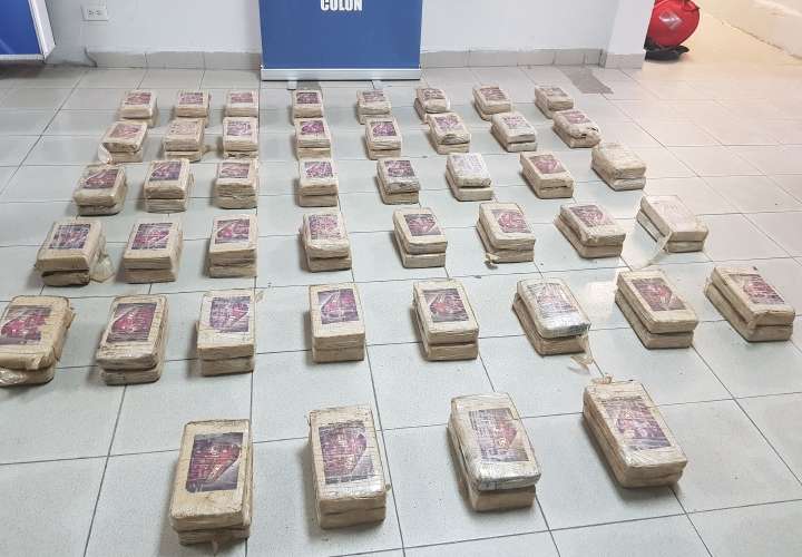 Decomisan 88 paquetes de cocaína en Colón