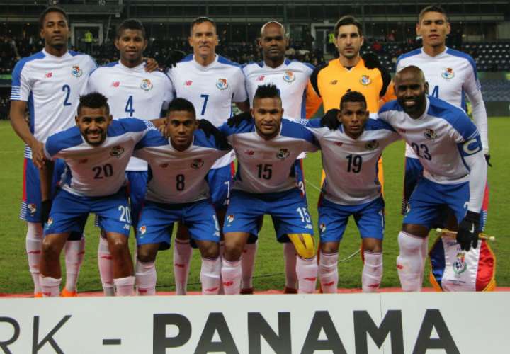 Selección de Fútbol de Panamá viaja mañana viernes a Suiza, su próximo rival