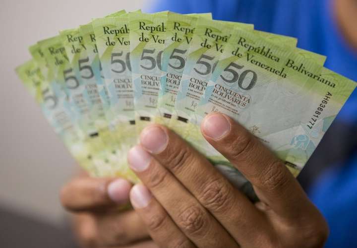 Venezuela cambiará denominación del bolívar a partir del 1 de mayo