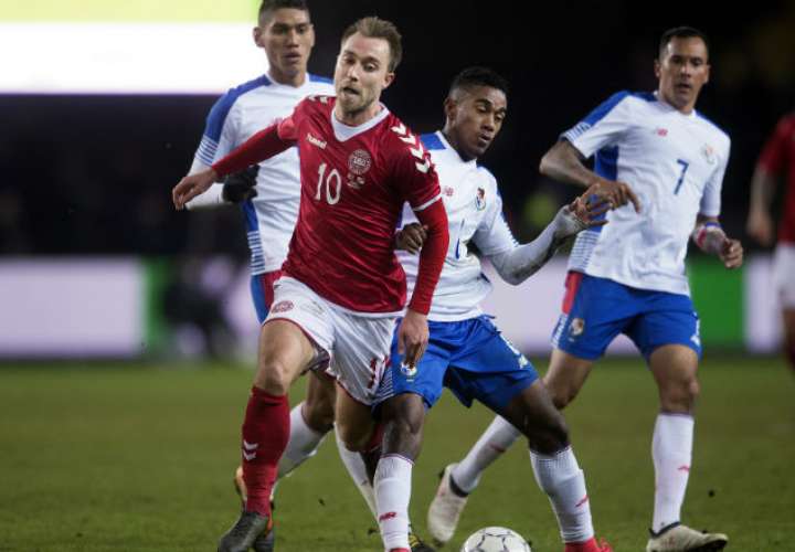  La selección mayor de fútbol de Panamá perdió los dos partidos amistosos en Europa: Dinamarca (1-0) y Suiza (6-0). AP