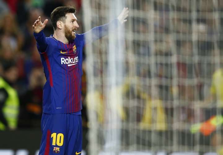 El delantero argentino del FC Barcelona, Lionel Messi, celebra uno de sus goles. /EFE
