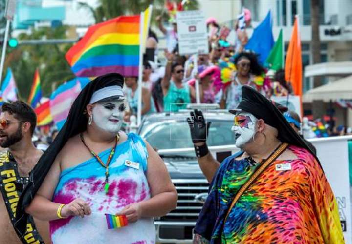 Marcha gay en Miami. EFE