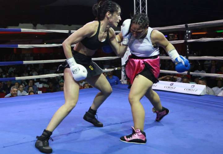 La venezolana Karla Mendoza y la panameña Teresa Almengor brindaron un buen espectáculo, al quedar empate.