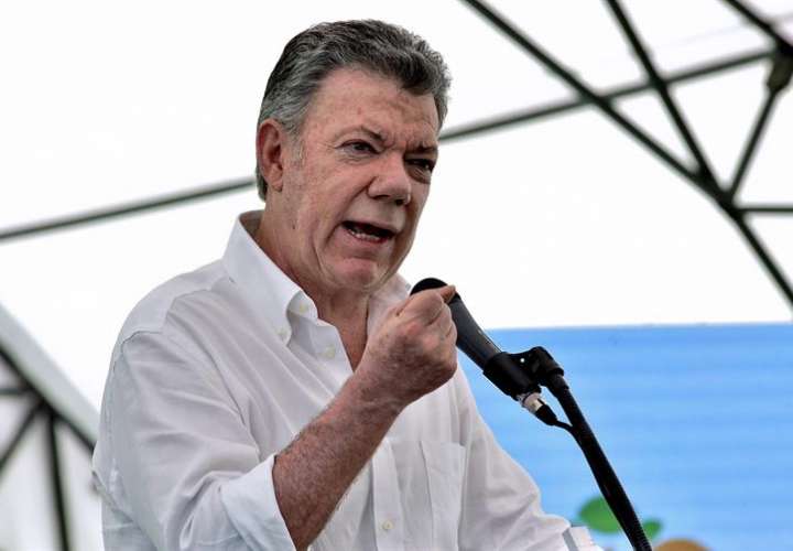 l presidente Juan Manuel Santos, mientras pronuncia un discurso hoy, lunes 29 de enero de 2018, en La Palma (Colombia). EFE/CESAR CARRIÓN - SIG/PRESIDENCIA DE COLOMBIA.