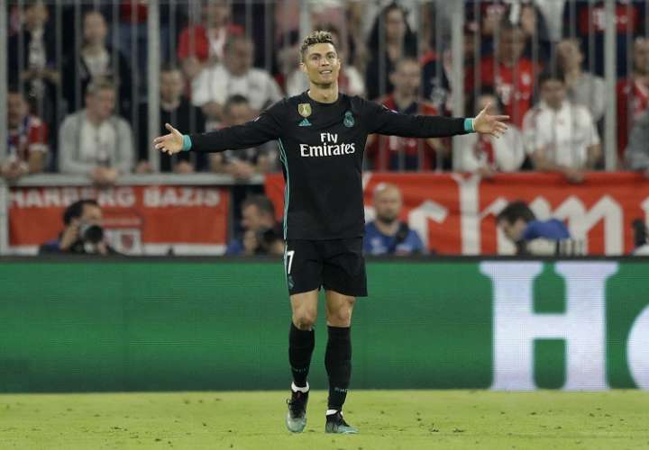 Cristiano Ronaldo, ganador de cinco balones de oro. Foto: AP