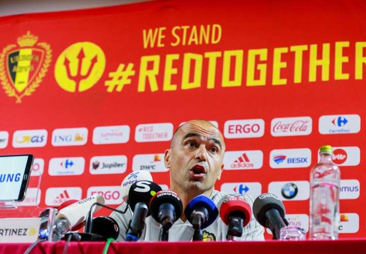El seleccionador de Bélgica, Roberto Martínez, ofrece una rueda de prensa para anunciar la lista definitiva de los jugadores convocados para el Mundial de Rusia 2018. Foto EFE