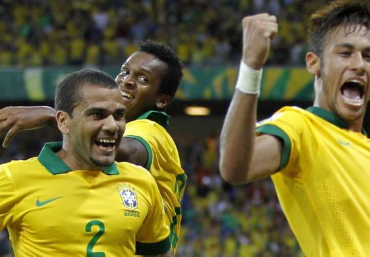 El equipo brasileño, comandado por Neymar da Silva, es uno de los favoritos para ganar la Copa Mundial de Fútbol. Foto EFE