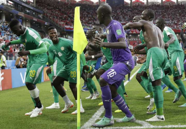 La selección de Senegal ganó 2-1. Foto: AP