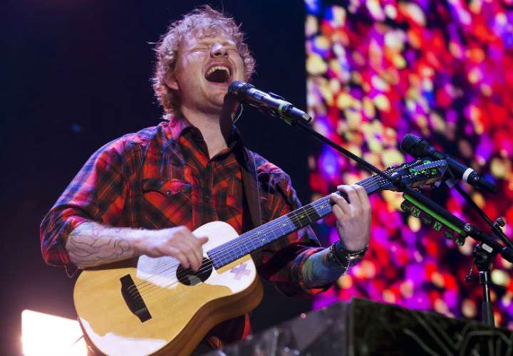 Ed Sheeran dona figura de Lego con la forma de su cabeza para subasta
