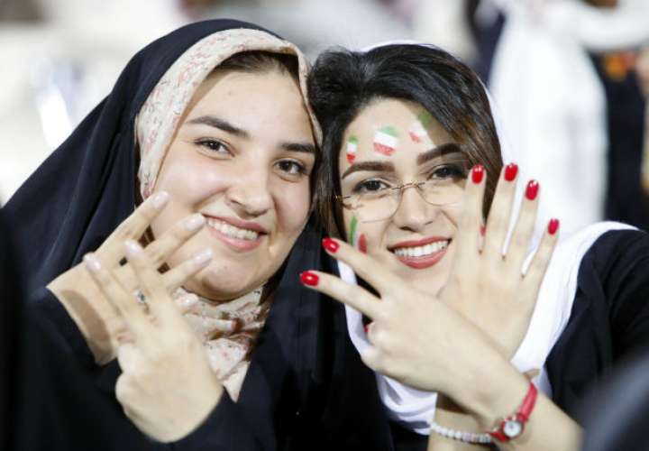 Las mujeres iraníes logran una victoria al margen de su selección