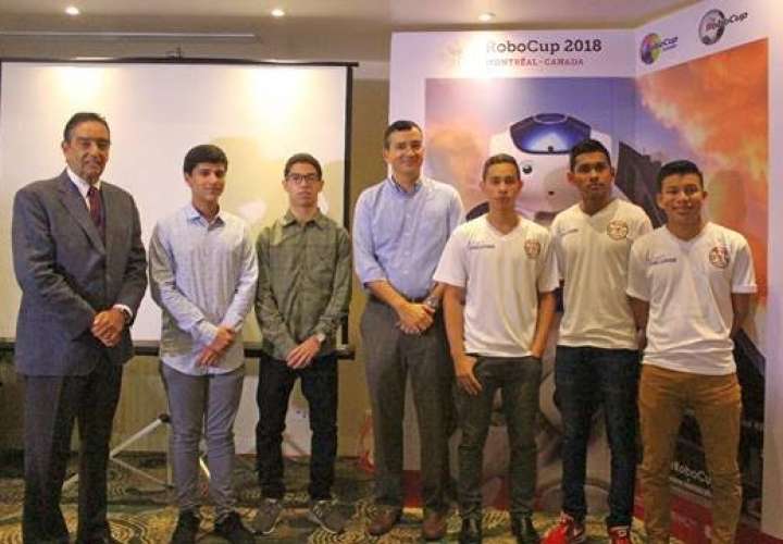 Panameños ocupan novena y undécima posición en ‘RoboCup’