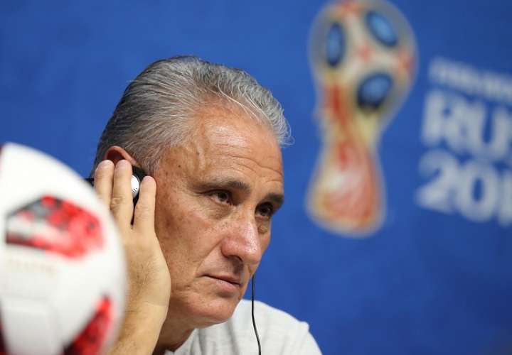 Tite le ha devuelto el brillo al fútbol brasileño./ AP