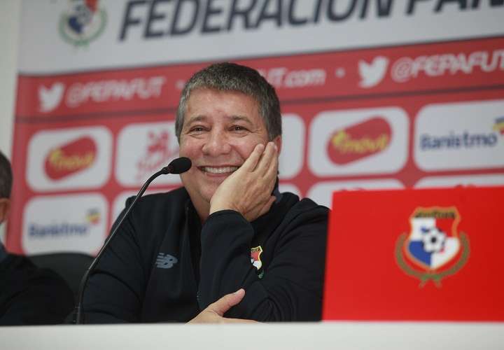 El técnico agradeció todos los gestos de amistad en Panamá. Foto: Anayansi Gamez