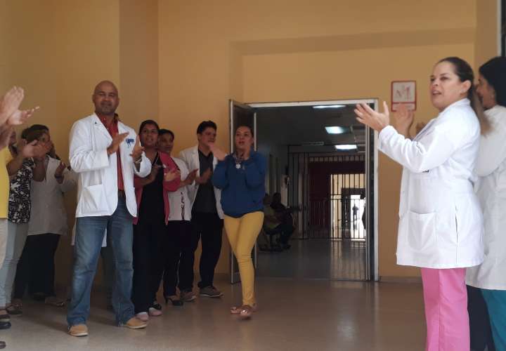 Personal del hospital Cecilio Castillero reclaman pago de turnos 