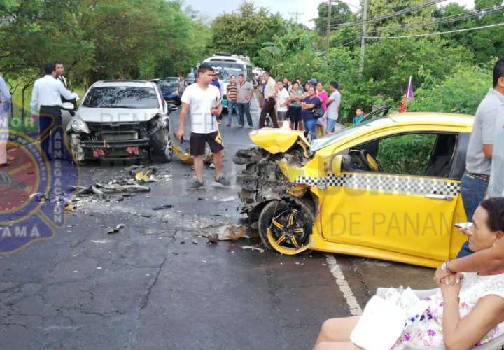 Cuatro heridos leves deja accidente de tránsito en Montijo