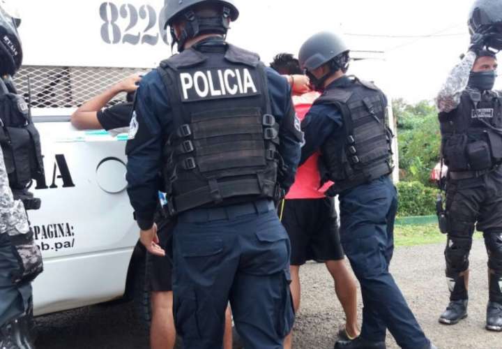 Condenan a dos colombianos y dos panameños por tráfico de droga