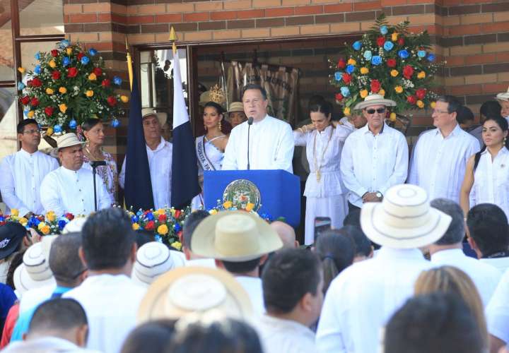 Presidente Varela encabeza actos protocolares en la Villa de Los Santos