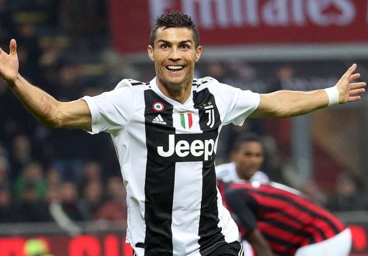 Cristiano Ronaldo celebra uno de su goles con la Juventus. Foto: EFE