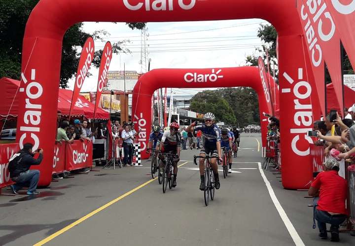 Tico reinó en la tercera etapa de la Vuelta a Chiriquí