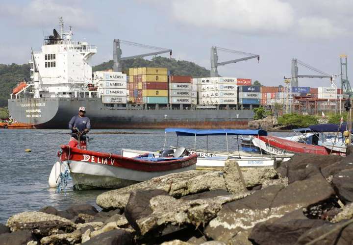 Pescadores "desaparecerán" por 4to. puente del Canal de Panamá