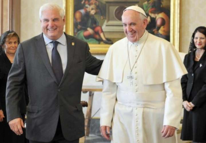 Martinelli pide al papa que visite El Renacer