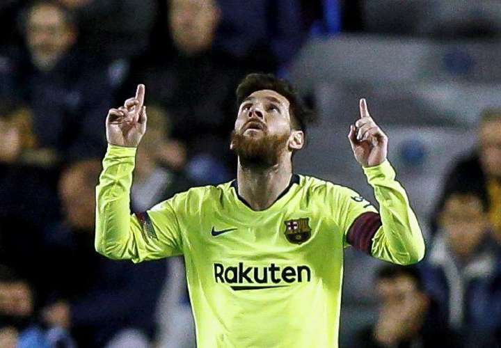 Messi va por varios récords