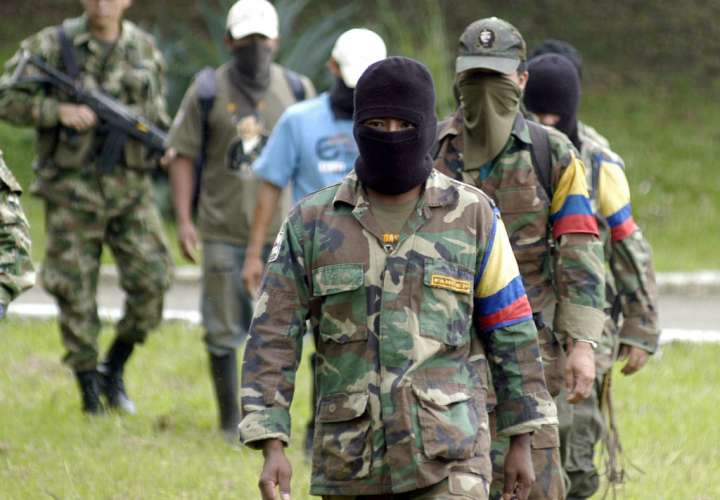 Guerrilleros de las FARC en Colombia. Foto: AP