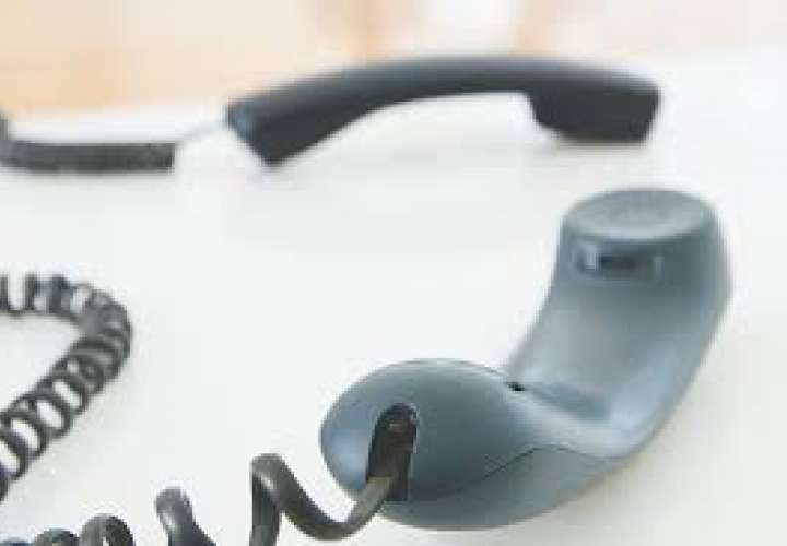Denuncia por venta irregular de acciones de telefónica 