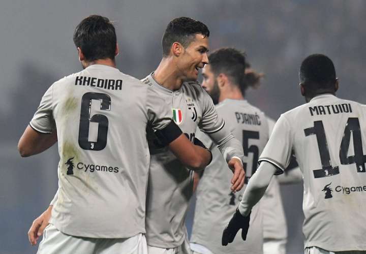 Cristiano Ronaldo celebra su anotación junto a sus compañeros. Foto: Twitter